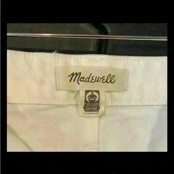 Madewell Relaxed Slouchy Fit Frayed Cut Off Rigid Denim Shorts Vintage White - Picture 5 of 6